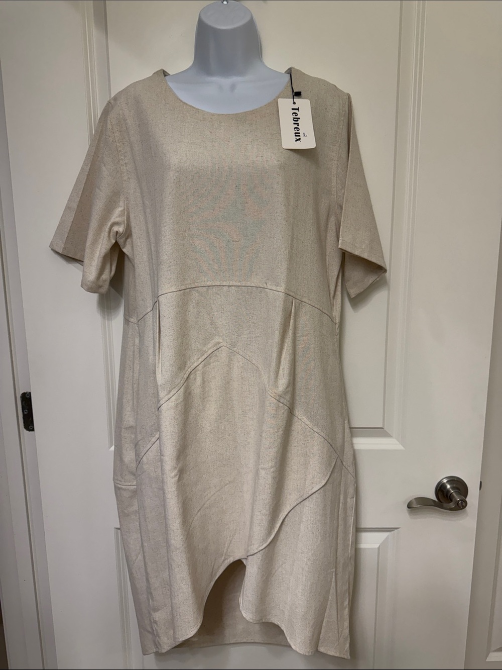 Cream High-Low Womenโs Dress